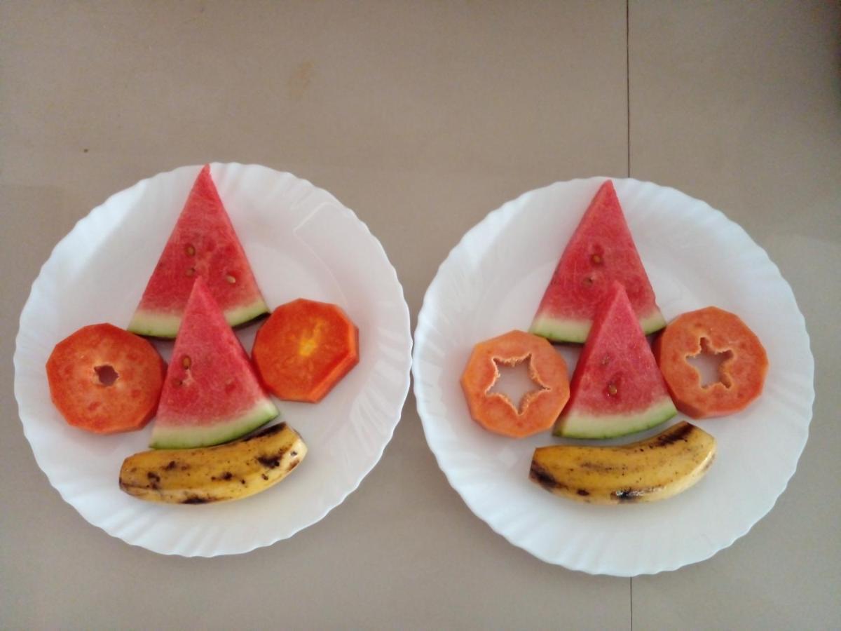 Bed and Breakfast L&J Modern Backpackers Kinondoni Dar es Salaam Esterno foto