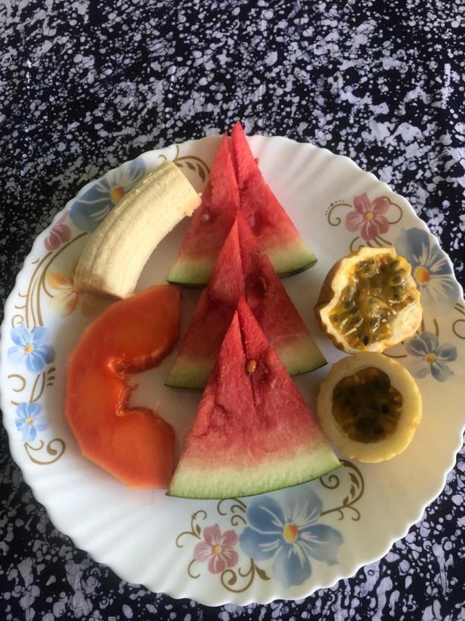 Bed and Breakfast L&J Modern Backpackers Kinondoni Dar es Salaam Esterno foto